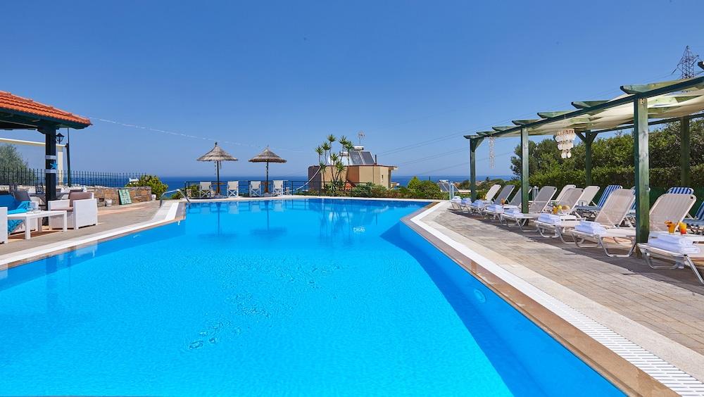 Everest Apartments And Suites Stalida Dış mekan fotoğraf