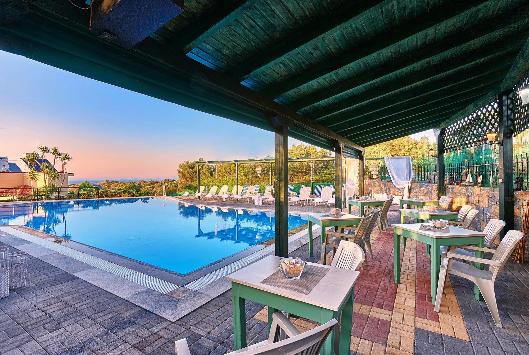 Everest Apartments And Suites Stalida Dış mekan fotoğraf