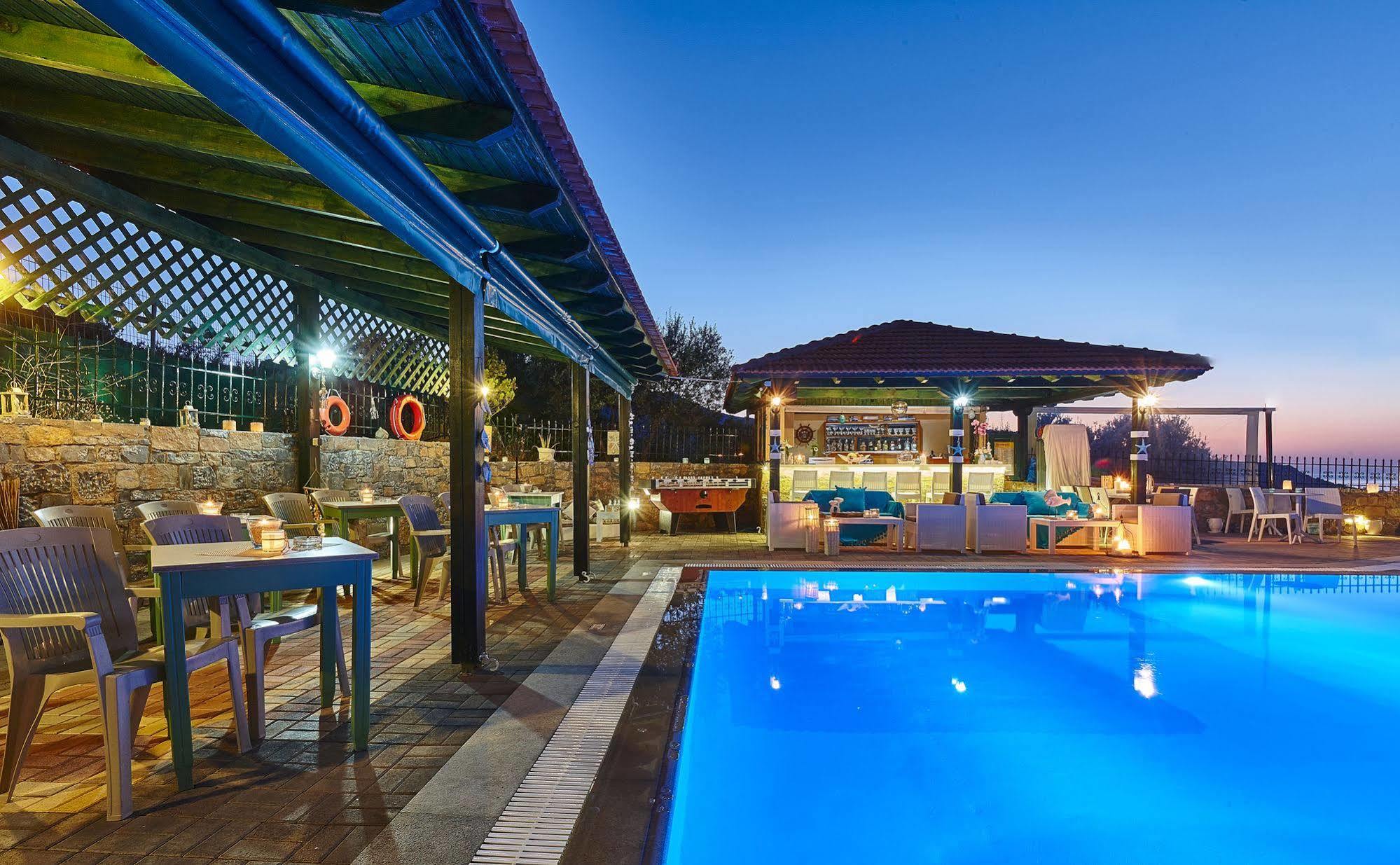 Everest Apartments And Suites Stalida Dış mekan fotoğraf